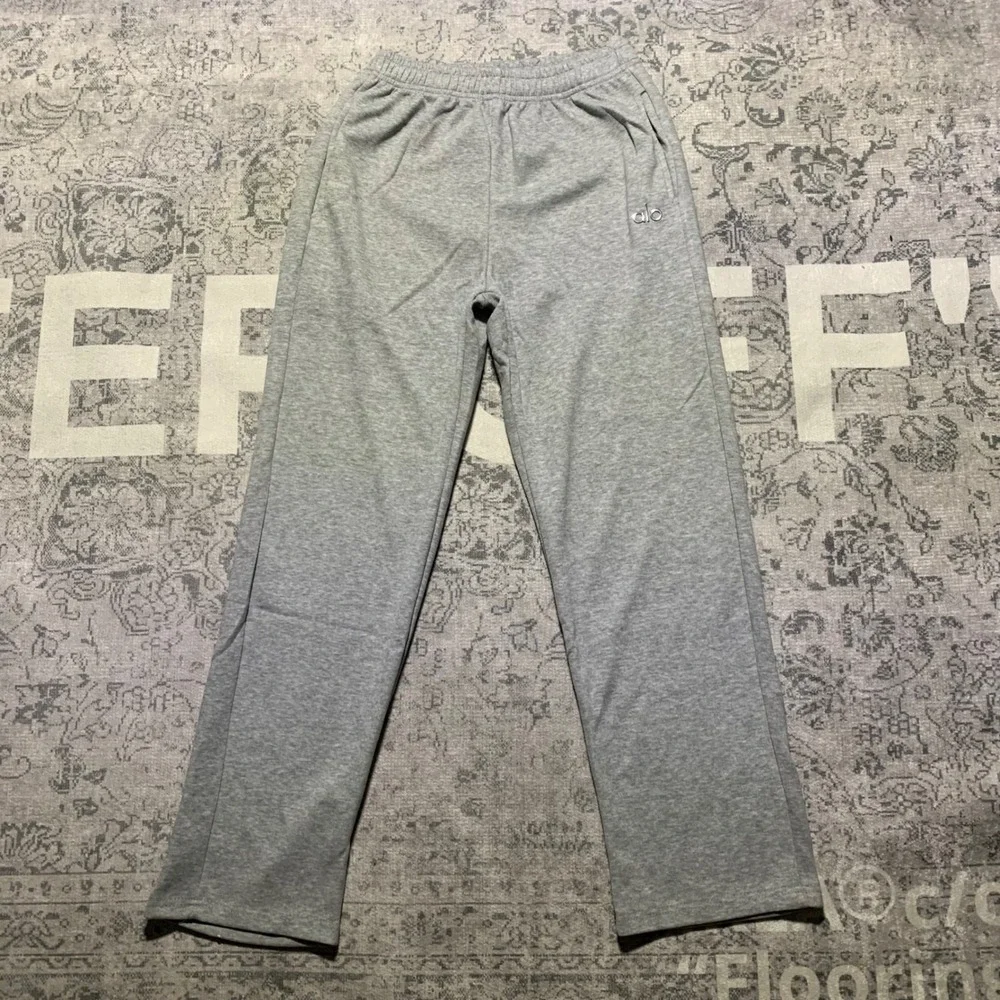 Alo Yoga Accolade Sweatshirt Sweatpants Set Unisex Grey NWT